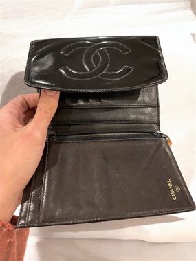 Chanel | Authentic Timeless Vintage Black Patent Leather Flap Wallet